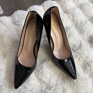 SHEIN Glossy Black Pointed Heels